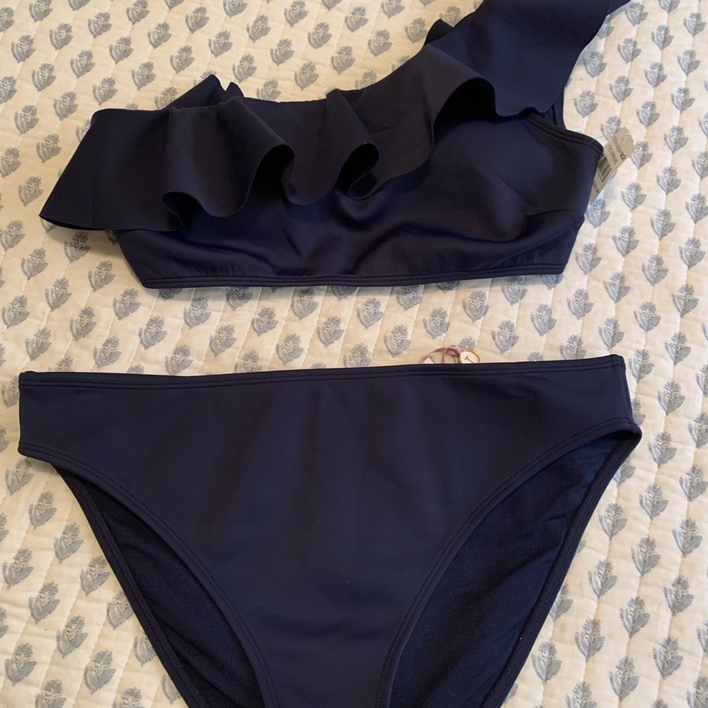 Elegant Navy One-Shoulder Bikini